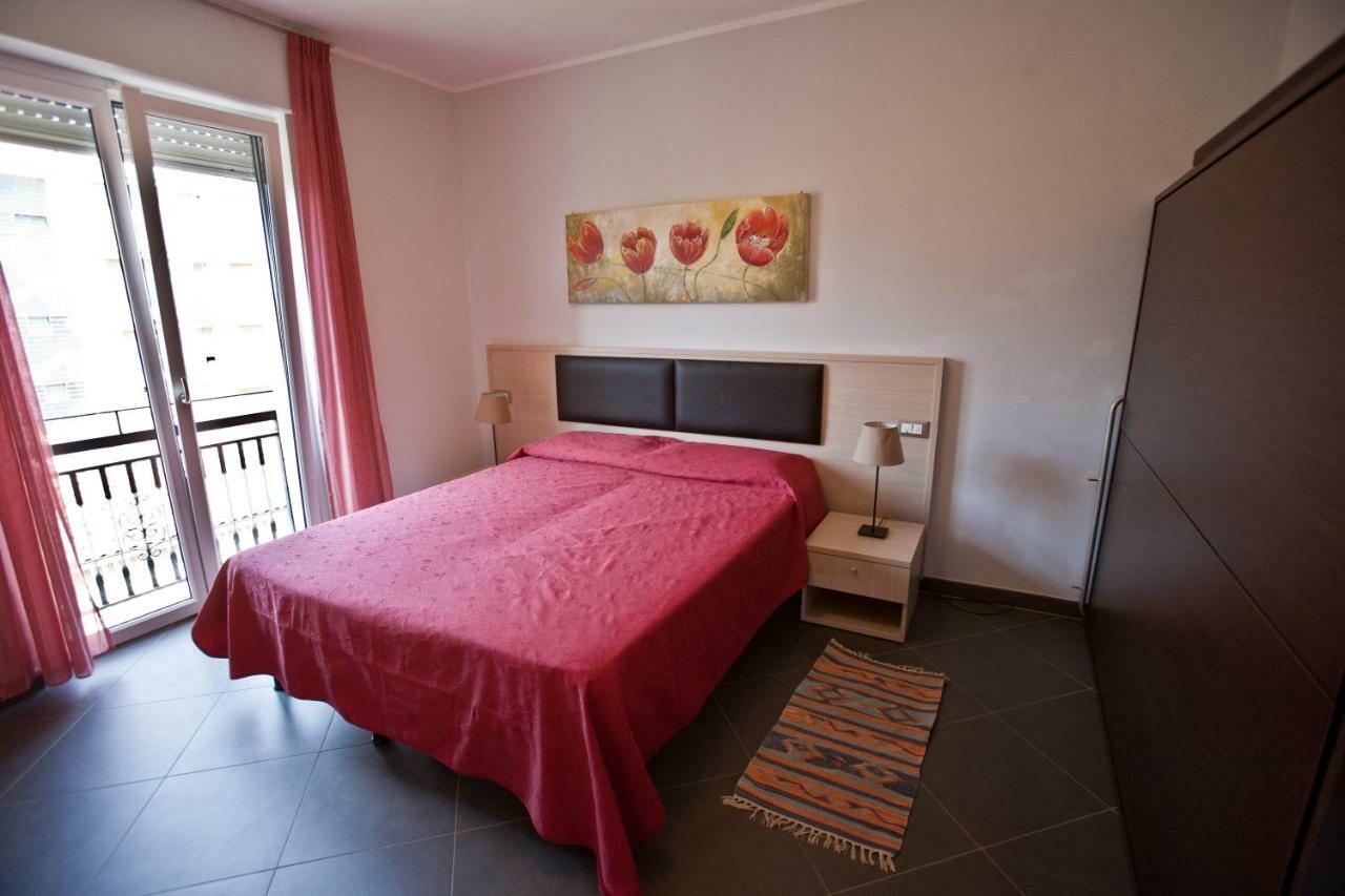 Residence Greco San Bartolomeo al Mare Kültér fotó